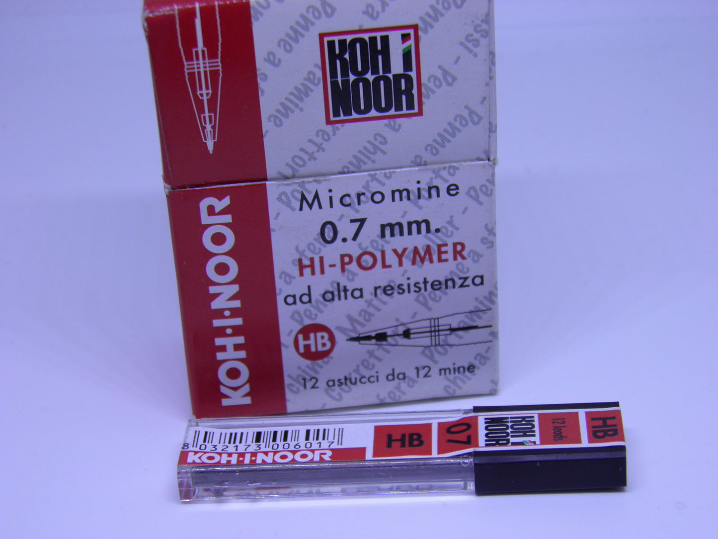 KOOH I NOOR CF. 12 Leads 0.7 mm Hard HB