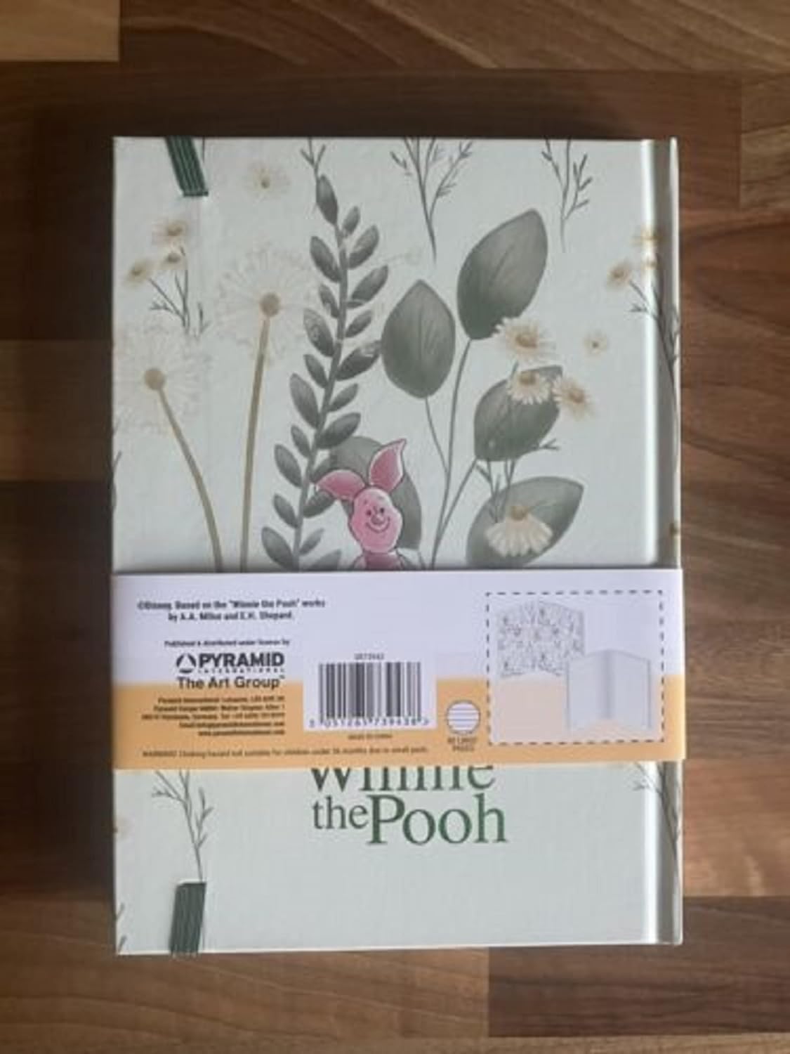 Grindstore Disney Winnie The Pooh A5 Notebook (Stop and Smell the Flowers Design) - Official Merchandise