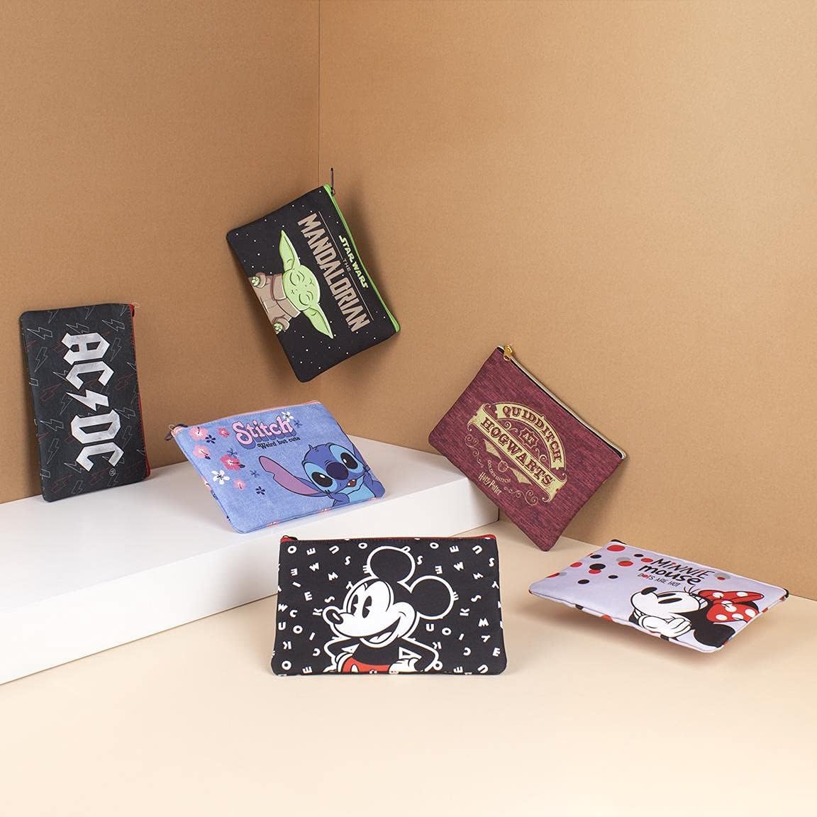 CERDÁ LIFE'S LITTLE MOMENTS Petite Trousse de Maquillage Pour Femme Stitch - Licence Officielle Disney, Women’s Cosmetic Bag, Bleu Clair, 2100003683