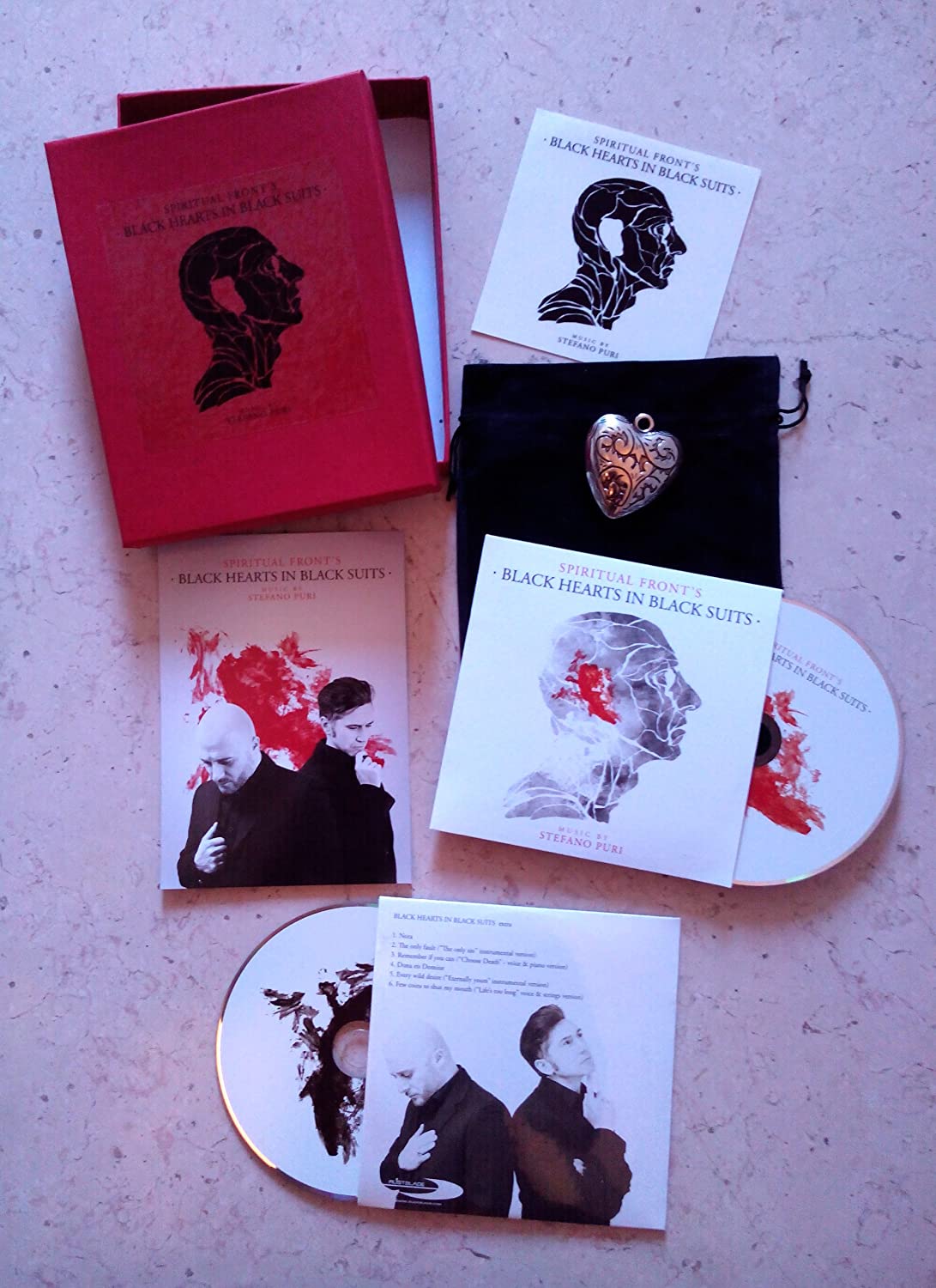 Black Hearts In Black(Deluxe Edt.