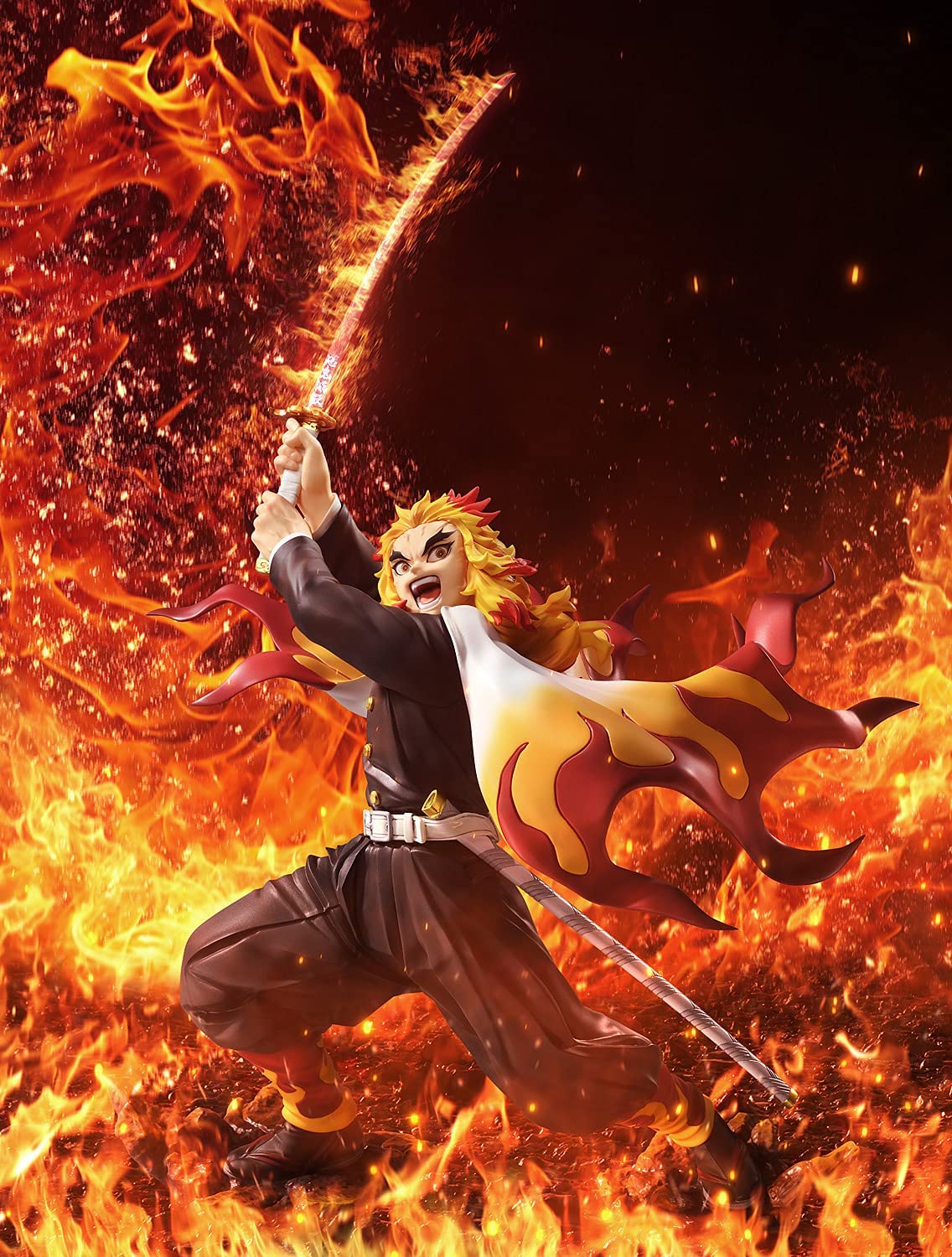 Bell Fine Demon Slayer: Kimetsu no Yaiba: Kyojuro Rengoku 1:8 Scale PVC Figure, Multicolor