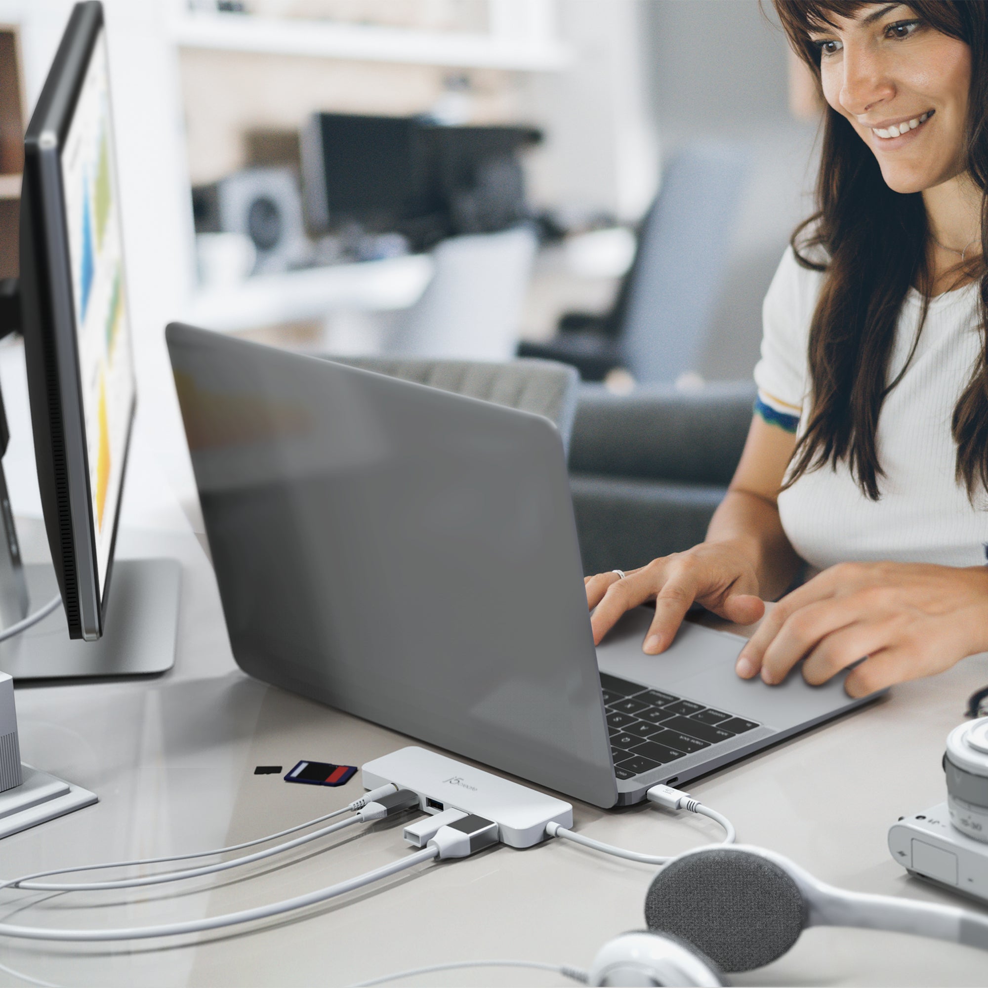 j5create JCD373-N USB-C® Lightweight Multi Adapter