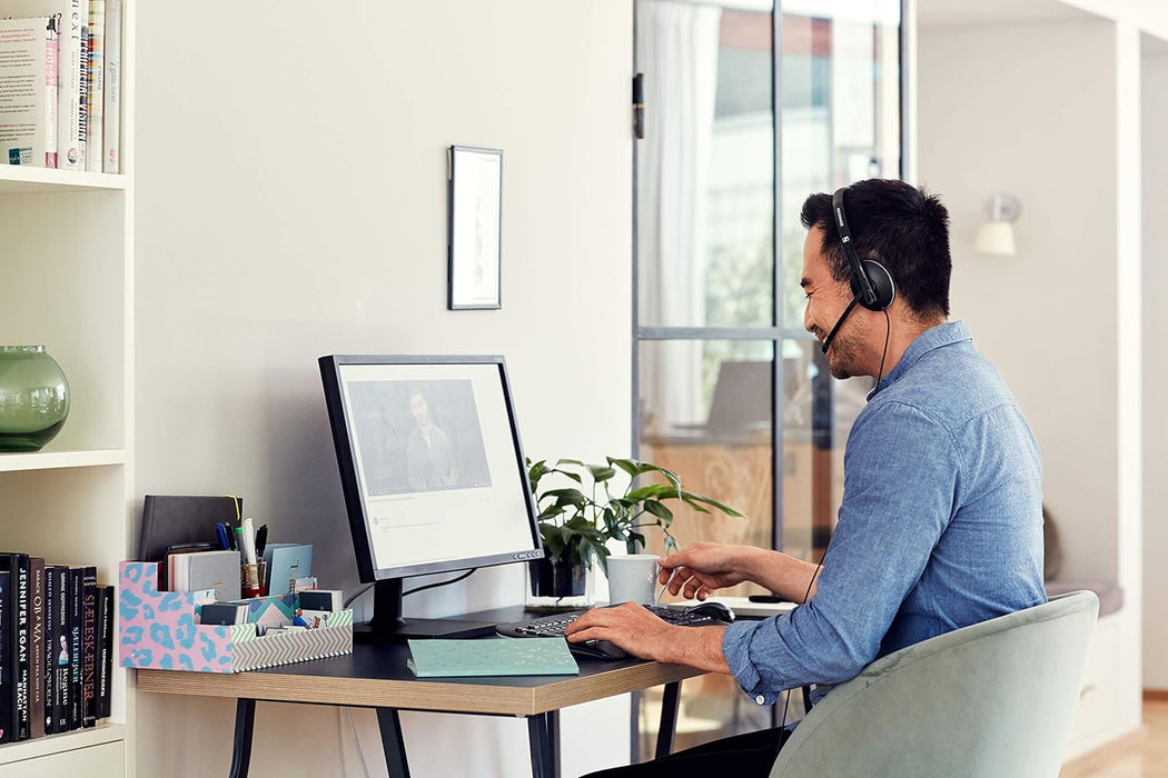 Sennheiser PC 3.2 Chat - Lightweight Stereo Headset With Adjustable Noise-Cancelling Microphone - for Internet Telephony and E-Learners - PC Connectivity- Great for Gaming, Work, & Study,Black