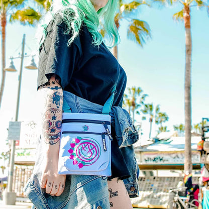 Rocksax Blink 182 Body Bag - Smile White