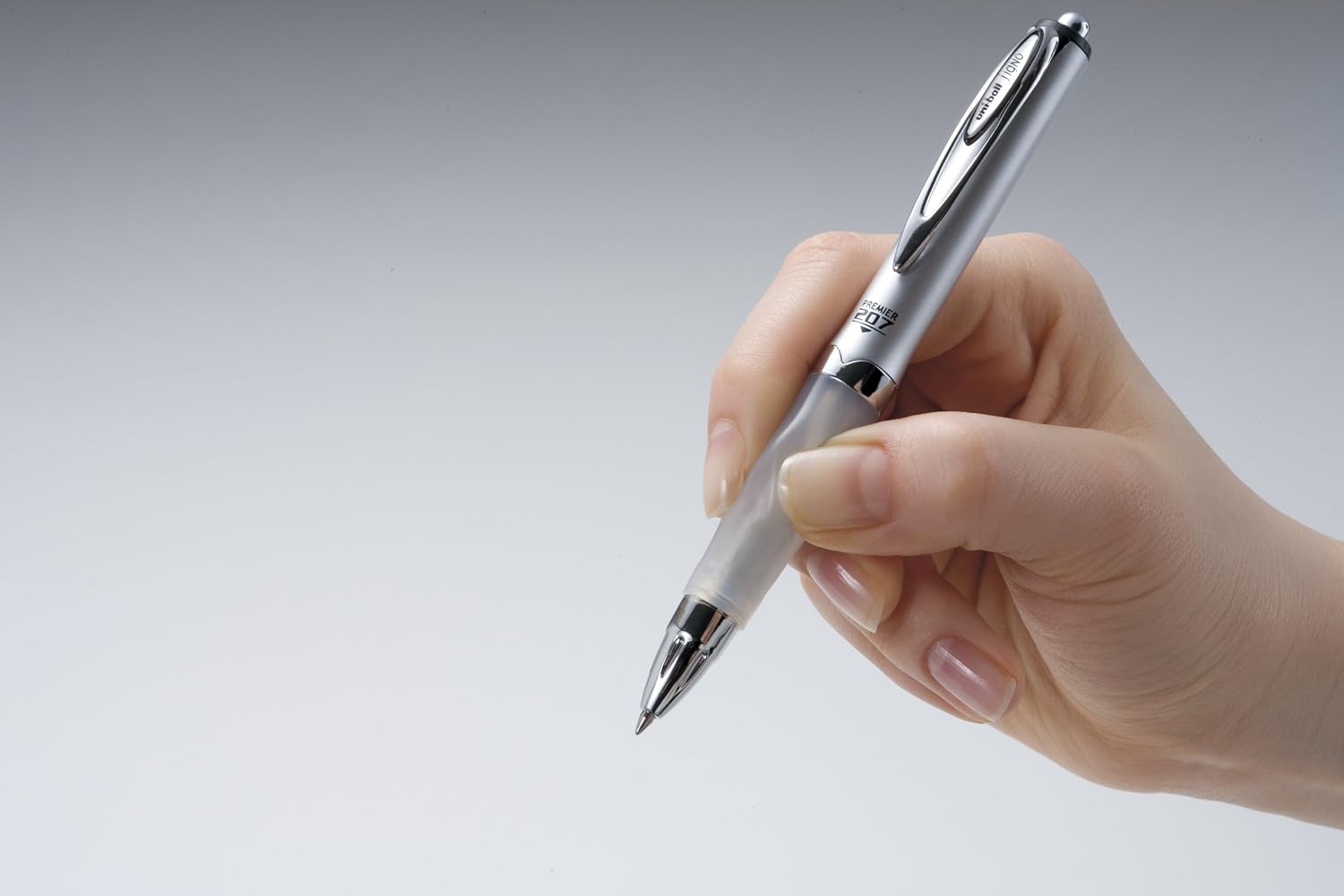 SIGNO 207 PREMIER gel pen, silver barrel