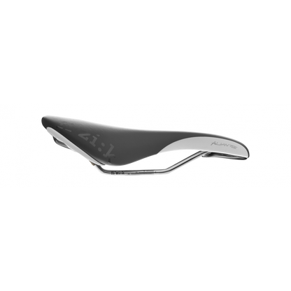 Fizik Aliante Gamma K:Ium - Black/Whi Saddle