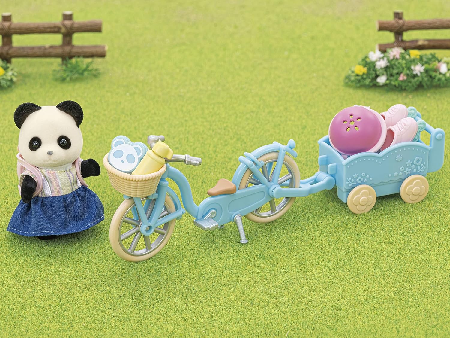 Sylvanian Families Cycle & Skate Set -Panda Girl