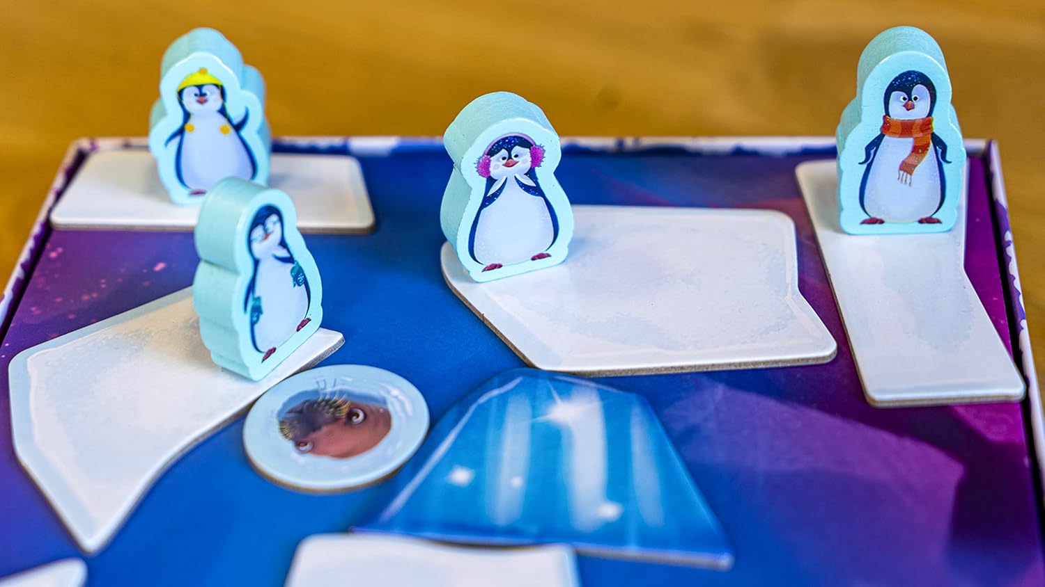 Blue Orange | Pengo Jump | Juego de Mesa | A Partir de 5 Años | De 1 a 4 Jugadores | 15 Minutos por Partida | Multilenguaje (Incluye Español