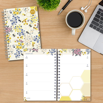 Floral Bees Weekly Planner (DESIGNER ENGAGEMENT