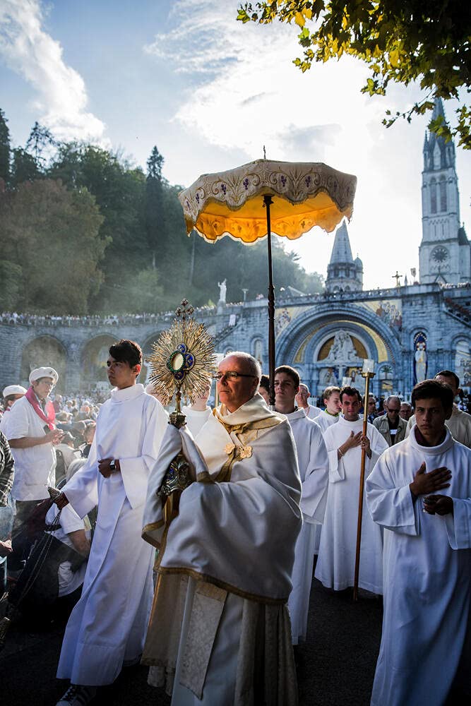 Lourdes (2019)