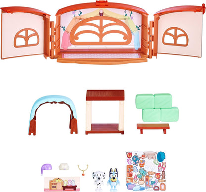 Bluey School Friends- Calypso's School Playset, 2.5-3" posable Figures Playset