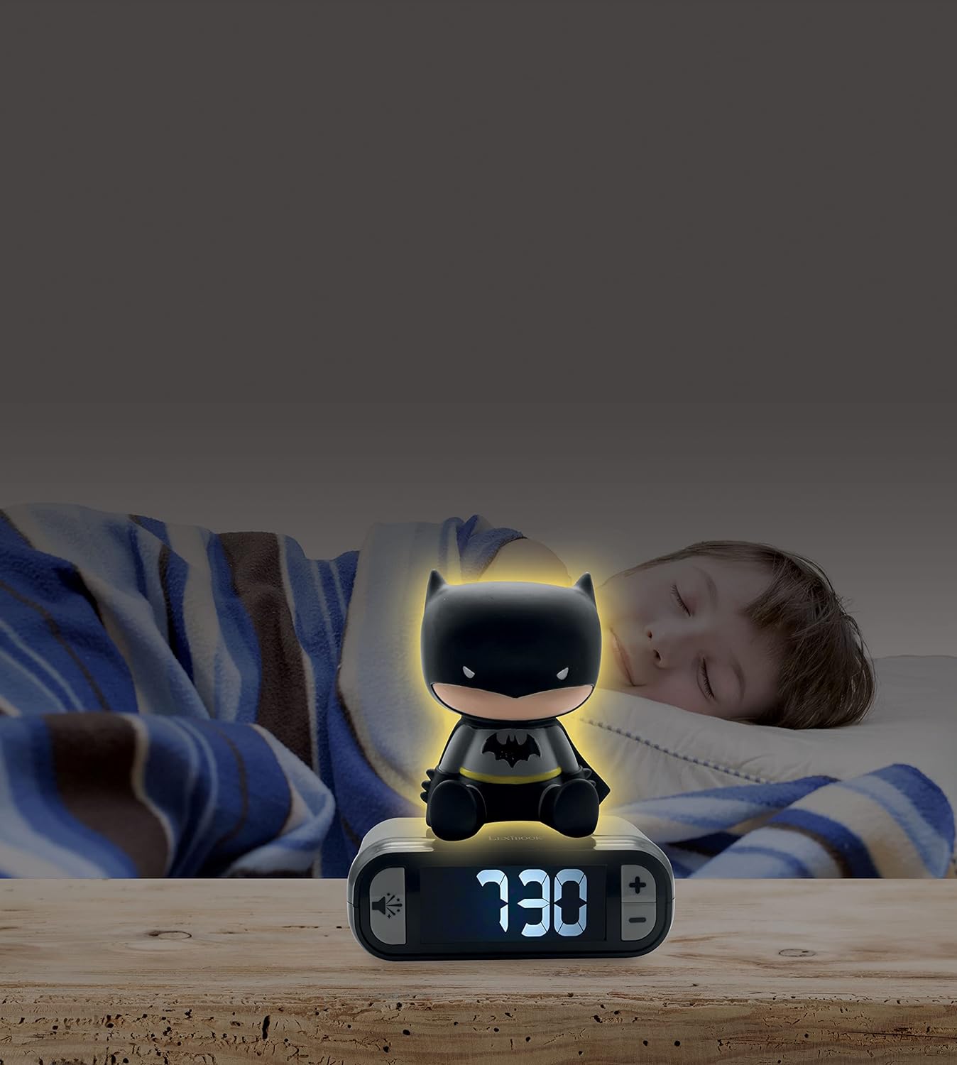 LEXIBOOK Digital Alarm Night Light Snooze, Childrens Clock, Luminous Batman, Black Colour