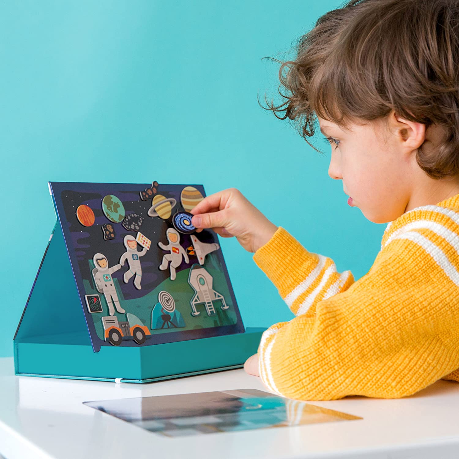 Petit Collage PTC244 Magnetic Play Set, Multi,Small Space