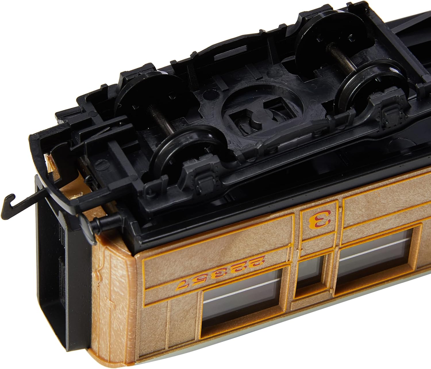 Hornby RailRoad LNER, Composite Coach - Era 3