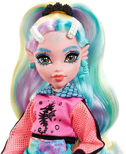 Monster High Doll, Lagoona Blue with Accessories and Pet Piranha, Posable Fashion Doll with Colorful Streaked Hair, HHK55 Multicolor - Lagoona Blue With Accessories
