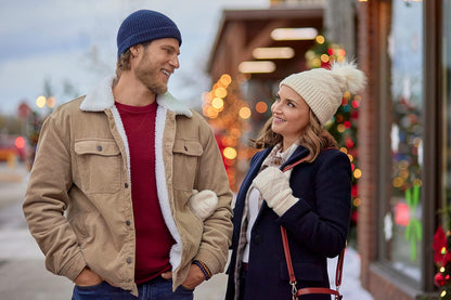 A Very Merry Bridesmaid / 'Tis the Season to Be Merry (Hallmark Channel 2-Movie Collection