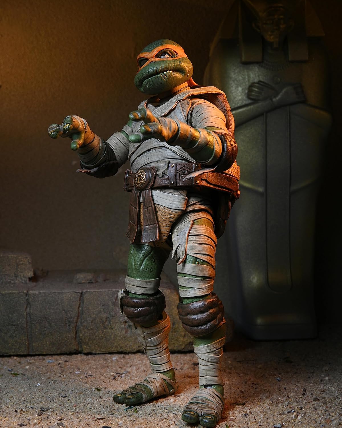 NECA - Universal Monsters vs TMNT - Michelangelo As Mummy Ultimate 7" Action Figure