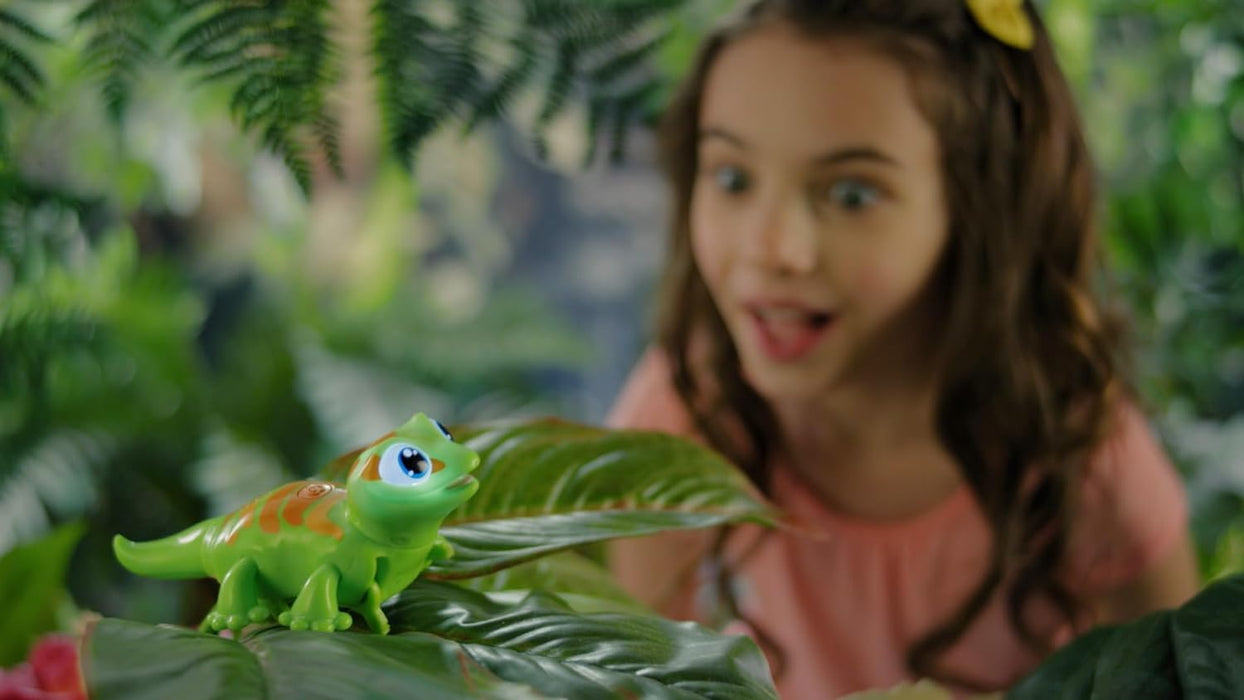 Animagic: Lets Go Gecko - Green | Your Hurrying Scurrying Best Friend! | Interactive Walking Pet Gecko with Over 25 Lights and Sounds | For Ages 5+ (Design may vary