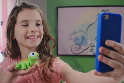 Animagic: Lets Go Gecko - Green | Your Hurrying Scurrying Best Friend! | Interactive Walking Pet Gecko with Over 25 Lights and Sounds | For Ages 5+ (Design may vary