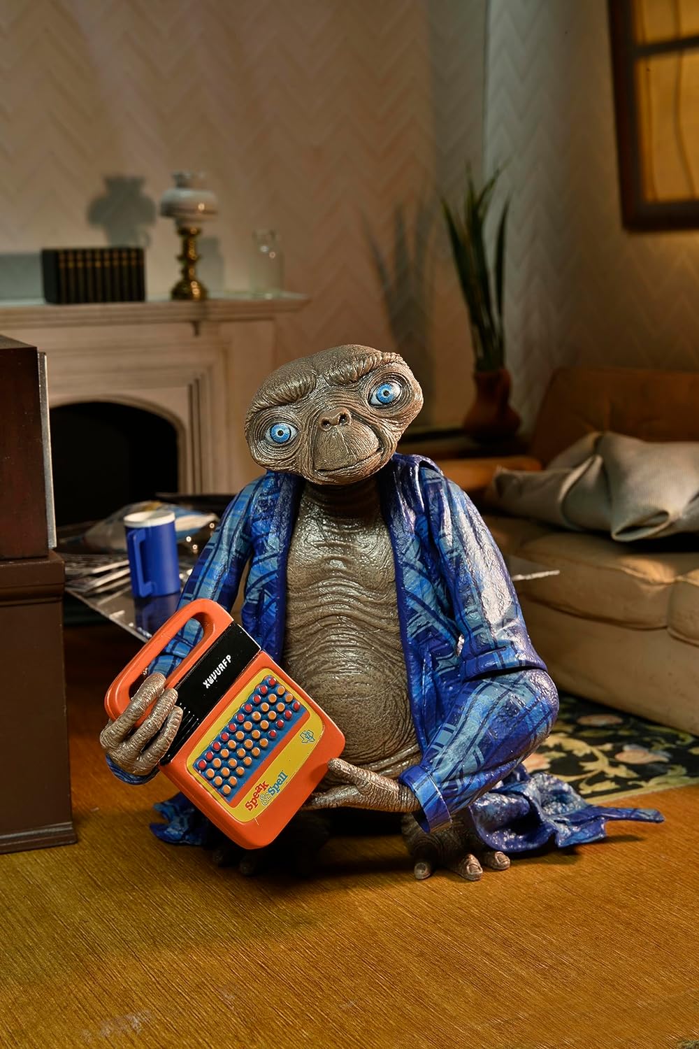 NECA - E.T. - 40th Anniversary Telepathic E.T. Ultimate 7" Action Figure