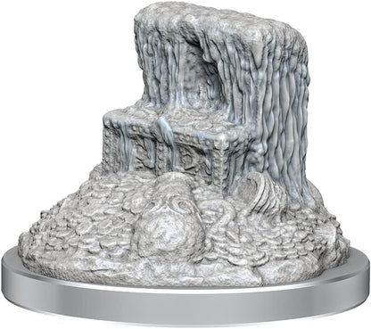 WizKids Blanco D&D Nolzur's Marvelous Miniatures: White Dragon Wyrmling, Small (223156