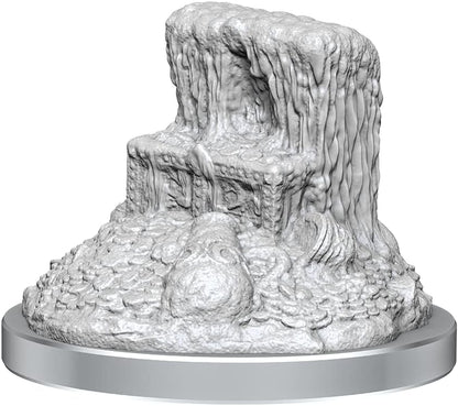 WizKids Blanco D&D Nolzur's Marvelous Miniatures: White Dragon Wyrmling, Small (223156