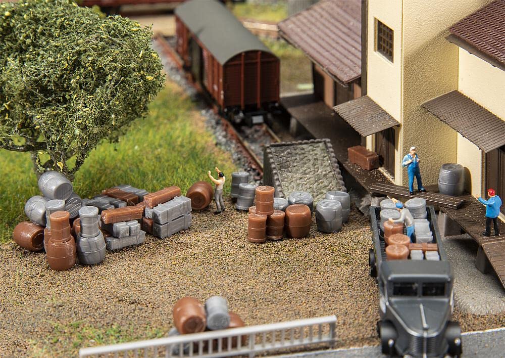Faller 272918 N Loading Goods Kit