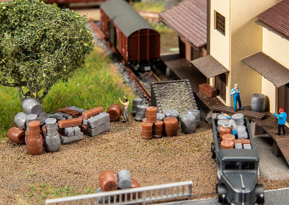 Faller 272918 N Loading Goods Kit