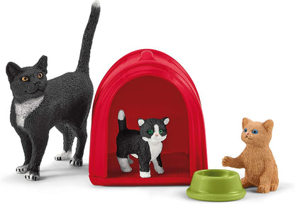 schleich Farm World 42501 Cute Cats and Kittens Playtime Figurine Set - 9-Piece Realistic Mother Cat and Baby Kitten Figurine Small Playset - Toy Animals for Boys and Girls, Gift for Kids Ages 3+