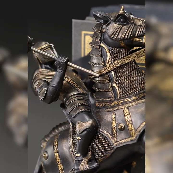 The Noble Collection Harry Potter Black Knight Bookend - 12in (30cm) Hand Painted Bookend Sculpture - Harry Potter Film Set Movie Props Gifts One Size Multicolor