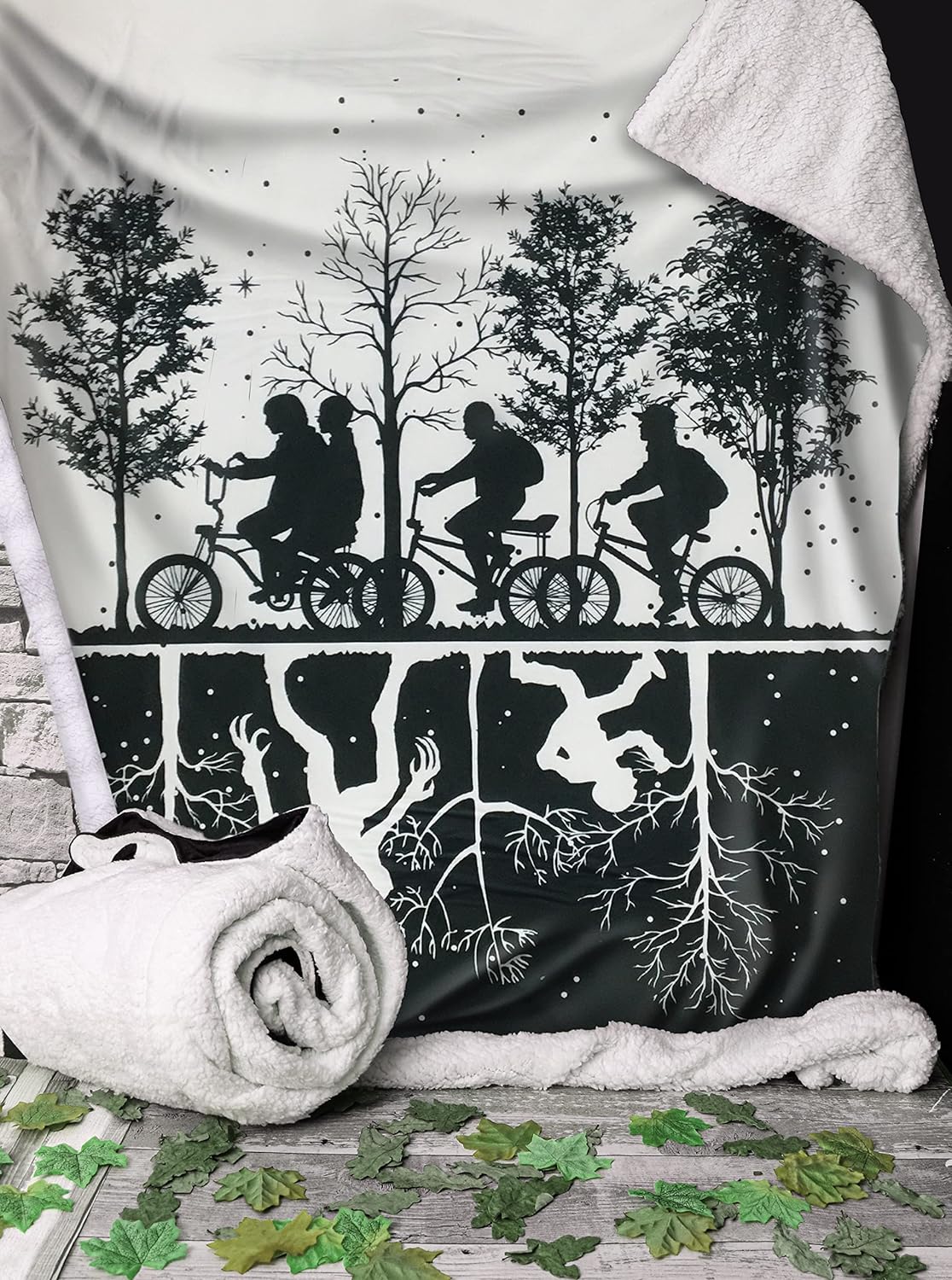 Nemesis Now Stranger Things Throw, Black & White, 100 * 150cm