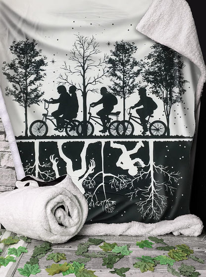 Nemesis Now Stranger Things Throw, Black & White, 100 * 150cm
