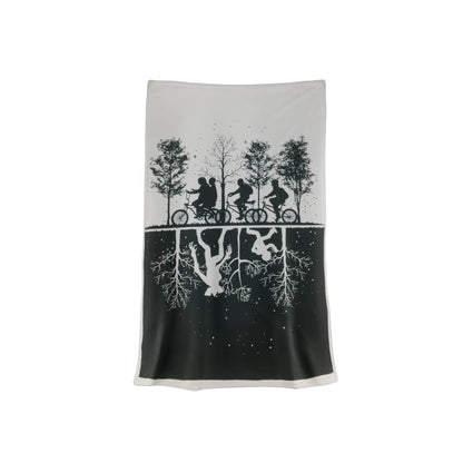 Nemesis Now Stranger Things Throw, Black & White, 100 * 150cm