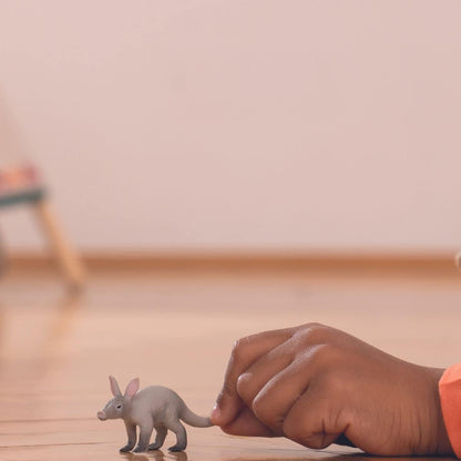Schleich Wild Life New 2023, Wild Animal Safari Toys for Kids and Toddlers, Aardvark Toy Figurine, Ages 3+