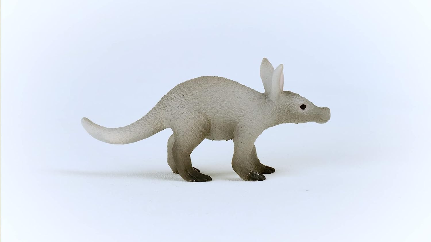 Schleich Wild Life New 2023, Wild Animal Safari Toys for Kids and Toddlers, Aardvark Toy Figurine, Ages 3+