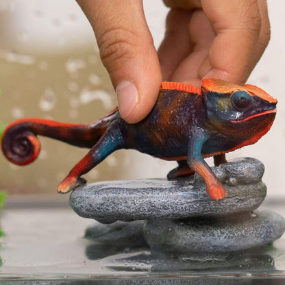 SCHLEICH 14858 Chamäleon, für Kinder ab 3+ Jahren, WILD Life - Spielfigur 14840 Schnabeltier, für Kinder ab 3+ Jahren, WILD Life - Spielfigur