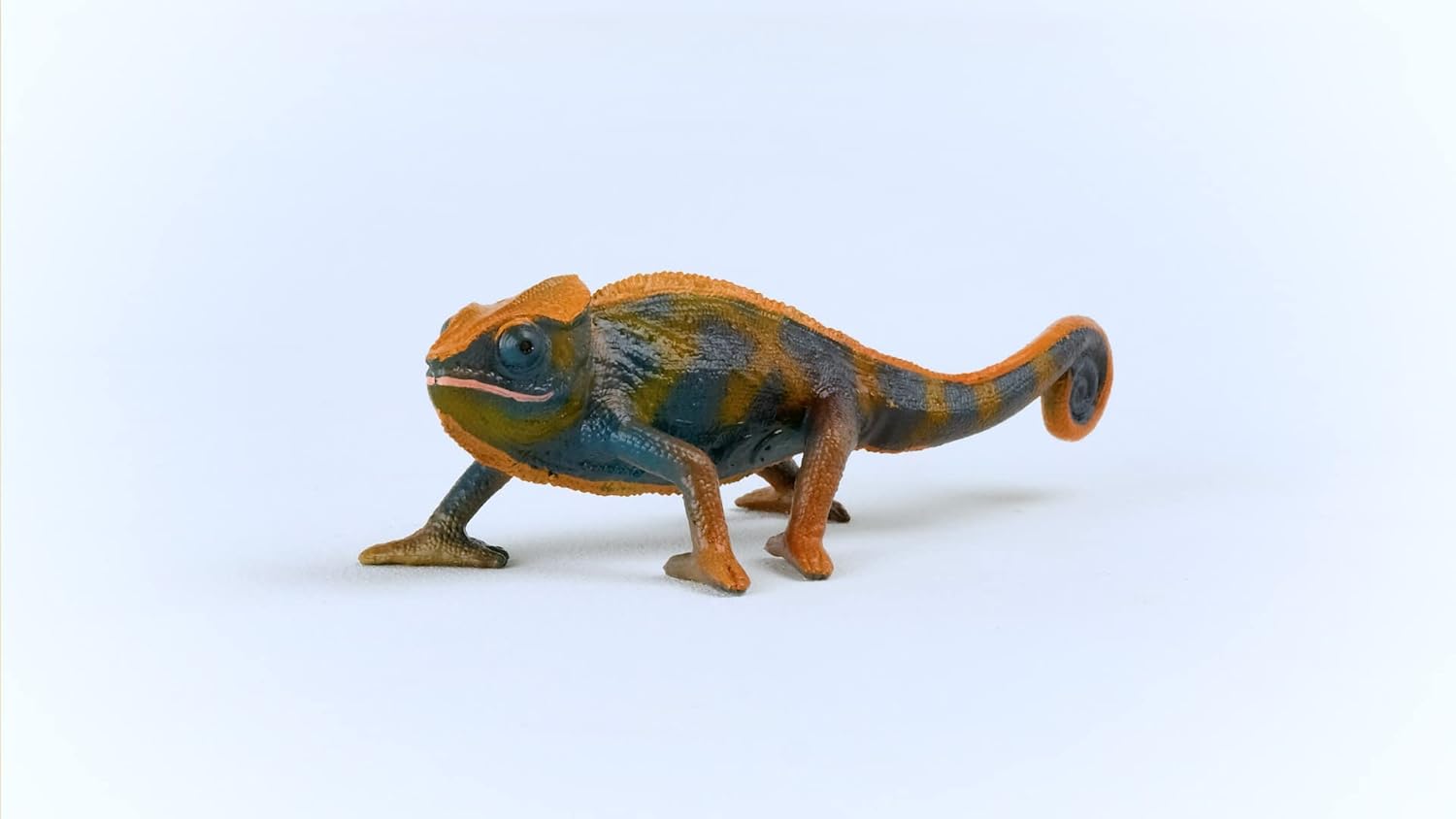 SCHLEICH 14858 Chamäleon, für Kinder ab 3+ Jahren, WILD Life - Spielfigur 14840 Schnabeltier, für Kinder ab 3+ Jahren, WILD Life - Spielfigur