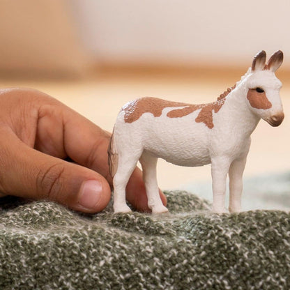 schleich 13961 American Spotted Donkey, from 3 years FARM WORLD - Figurine, 8 x 2 x 7 cm