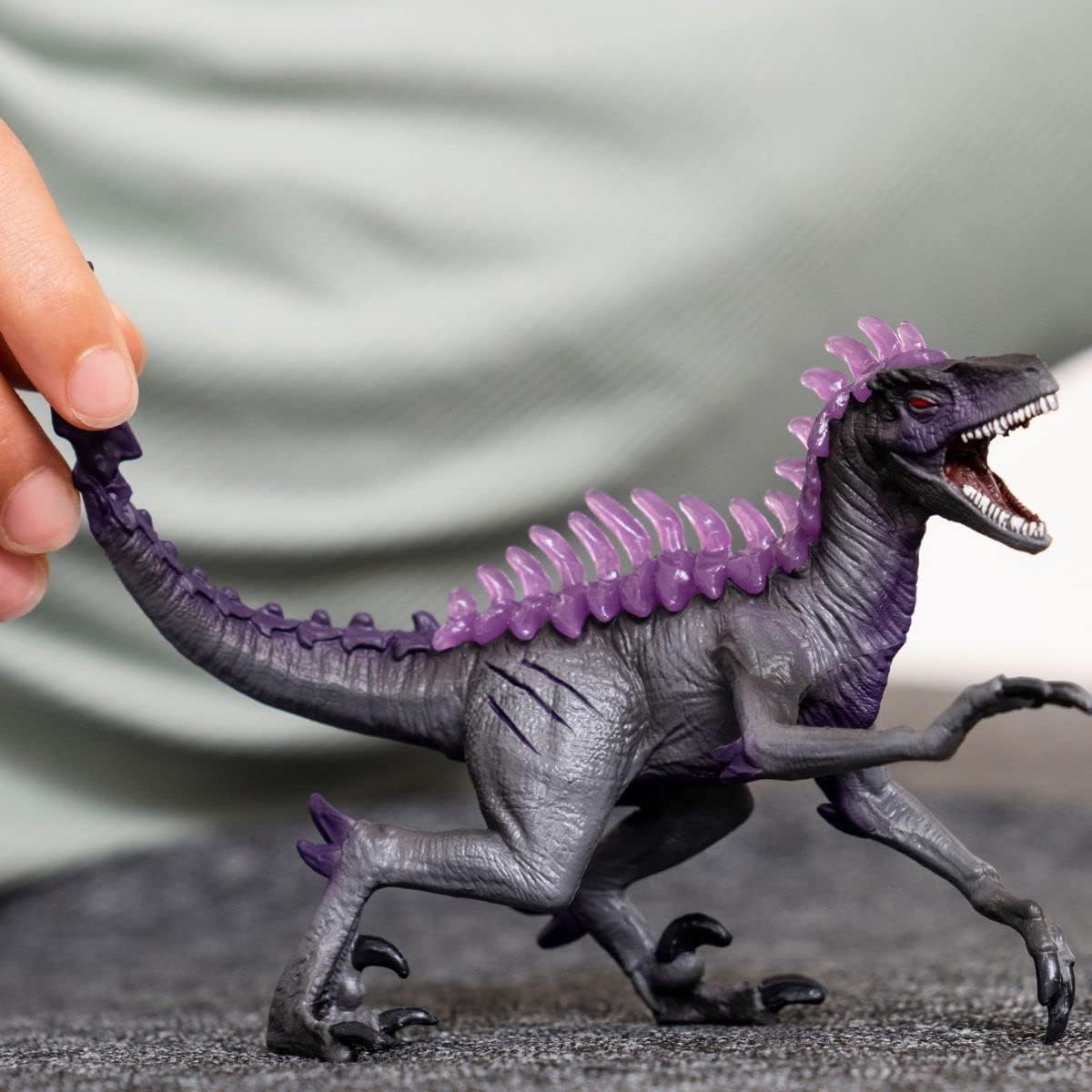 schleich ELDRADOR CREATURES 70154 Schatten Raptor Dinosaurier - Wilder Prähistorischer Fantasy Monster Dinosaurier, Figuren Actionfiguren für Jungen und Mädchen ab 7 Jahren