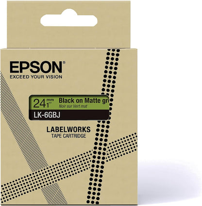 Epson Etikettenkassette, mattes Beschriftungsband LK-5GBJ schwarz auf grün, langlebiges Band für Epson LabelWorks Etikettendrucker, wasser- & verschleißfest, 8 m x 18 mm