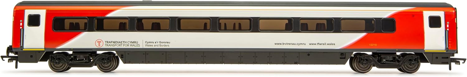 Arnold 3-unit pack tank wagons "MAD"