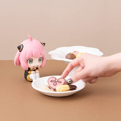 Megahouse Spy x Family statuette PVC Look Up Anya Forger 11 cm