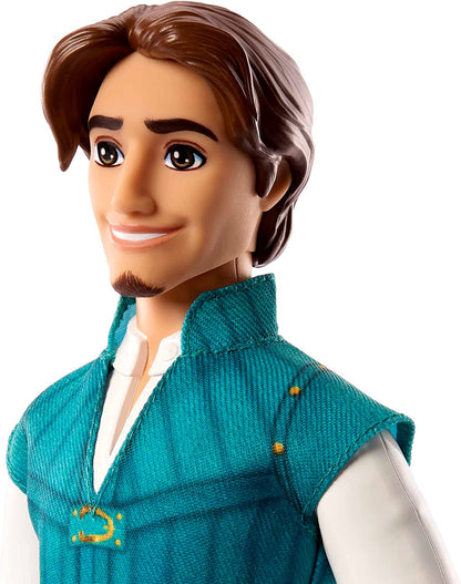 Mattel Disney Princesses Poupée articulée Flynn Rider avec tenue emblématique avec chemise en tissu, sacoche à la ceinture, pantalon et bottes moulés, à collectionner, Jouet Enfant, Dès 3 ans, HLV98