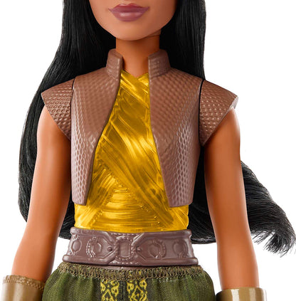 Mattel Disney Princess Dolls, Raya Posable Fashion Doll with Sparkling Clothing and Accessories, Disney Movie Toys, HLX22