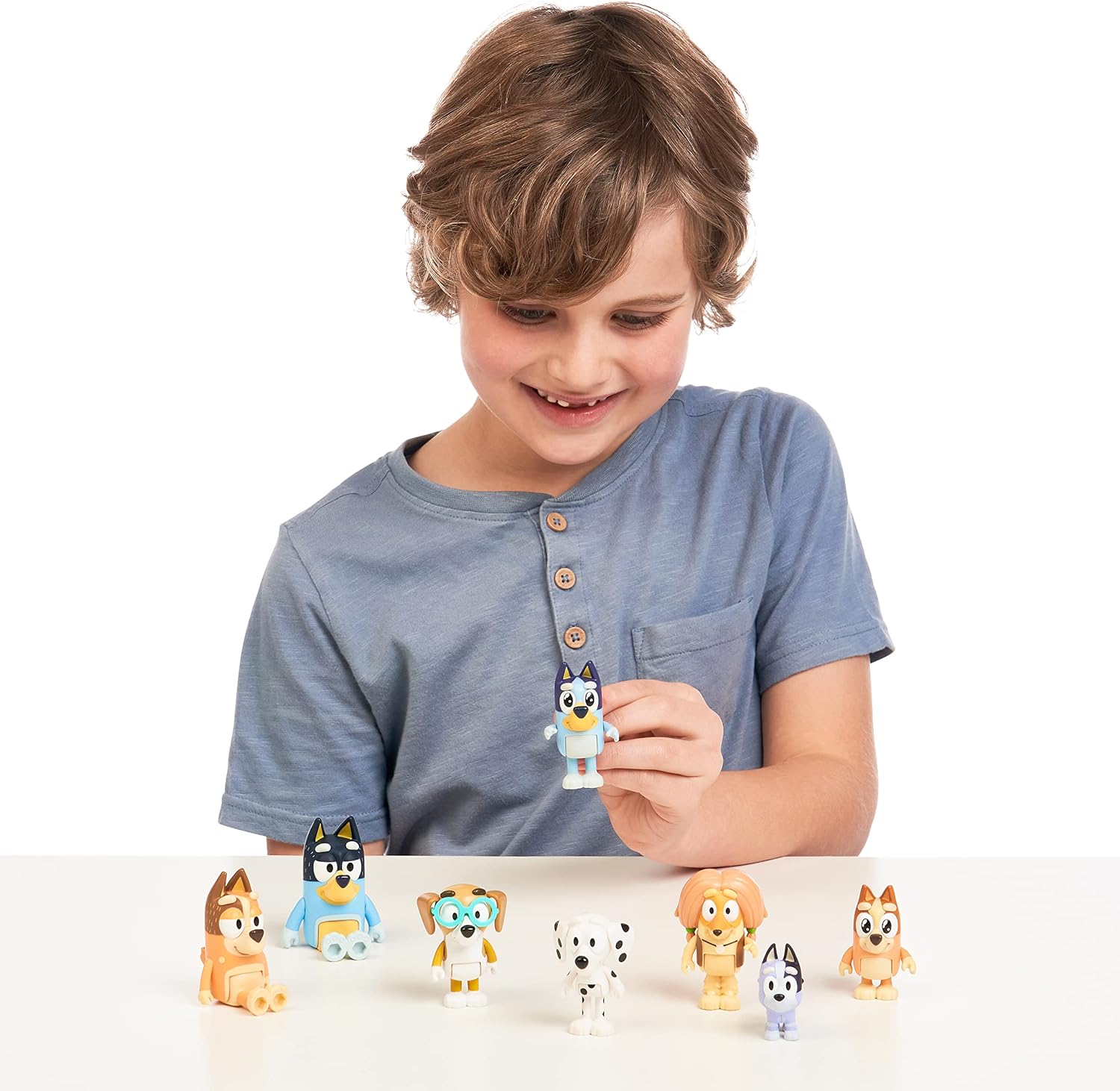 Bluey - Coffret de 8 Figurines – La Famille et les Amis de Bluey (5,3 à 8,3 cm