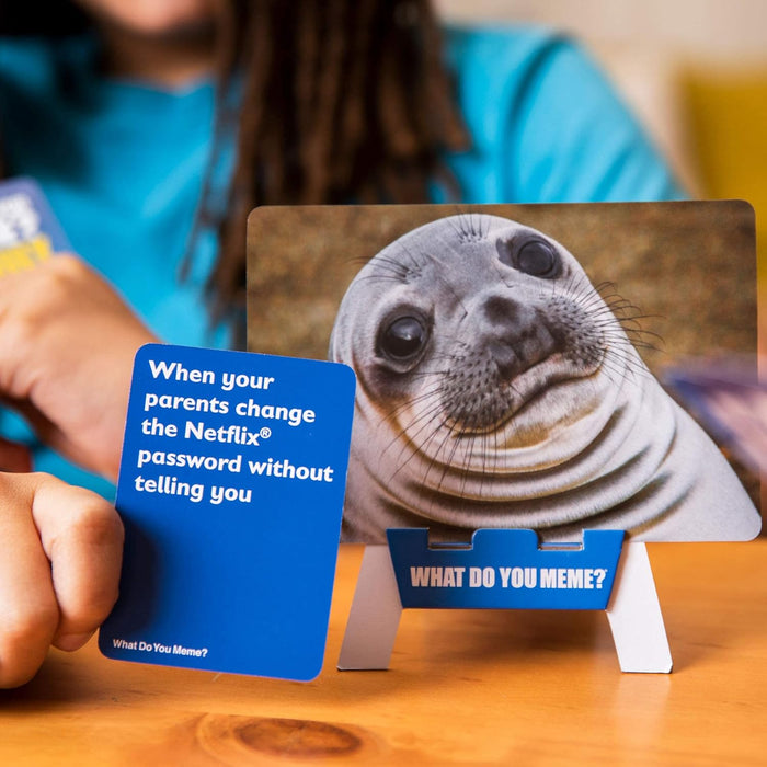 WHAT DO YOU MEME? Family Edition - The Hilarious Family Party Card Game For Meme Lovers Core Game