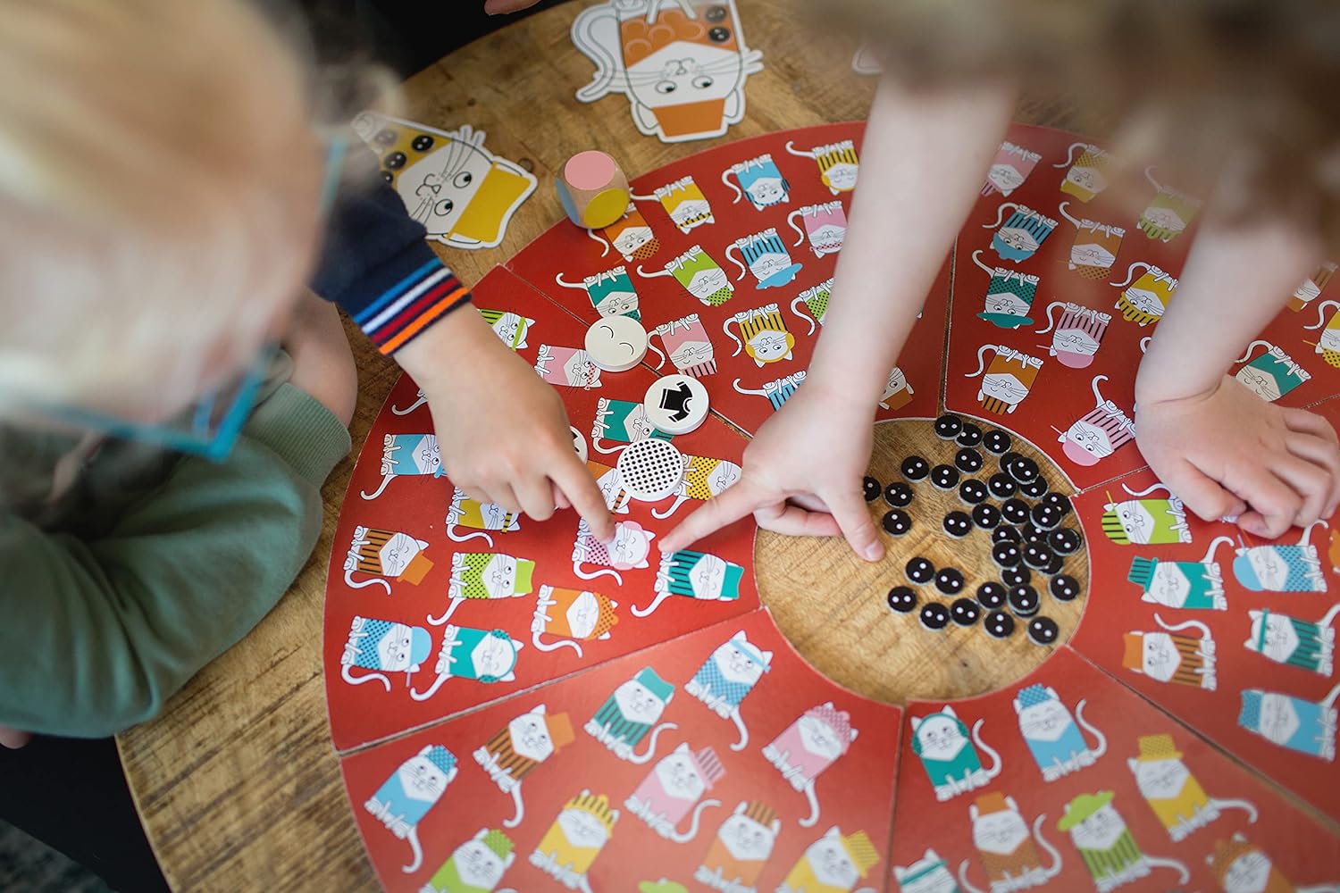 BS Toys Cats and Hats Board Game - Juguetes para Interiores (2-6 Jugadores, 6 años