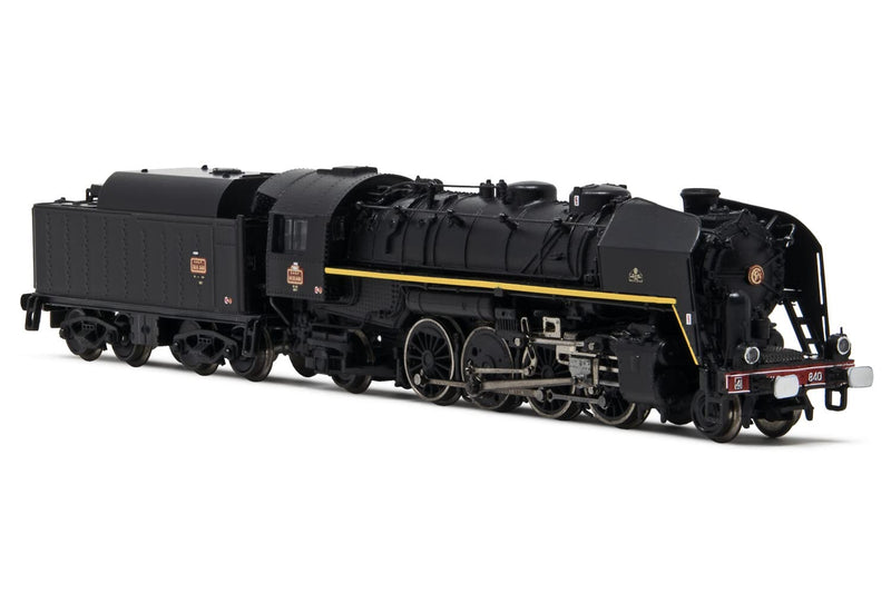 Jouef SNCF, 140 C 362 + tender 18 C 550, black, green with yellow lines and golden boiler rings