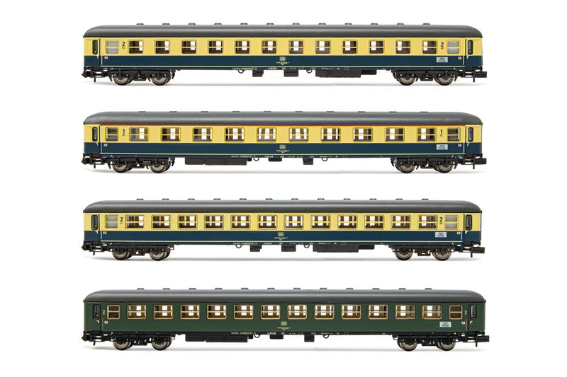 Jouef SNCF, 2-unit pack covered 2-axle wagons type Kv (Permaplex walls) with open shutters, period III