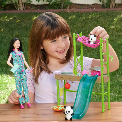 Barbie Tú Puedes ser Rescate de Pandas Muñeca asiática veterninaria con Set de Juego con Mascotas y Accesorios de Profesiones, Juguete +3 años (Mattel HKT77)